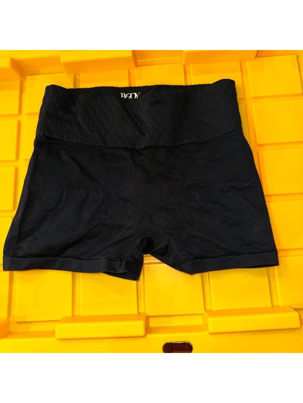 Avon body illusions slimming under shorts size XL